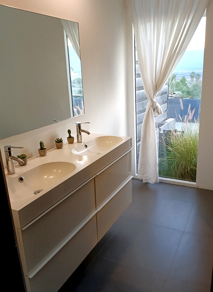 Property gallery image of the Desert Hot Springs home